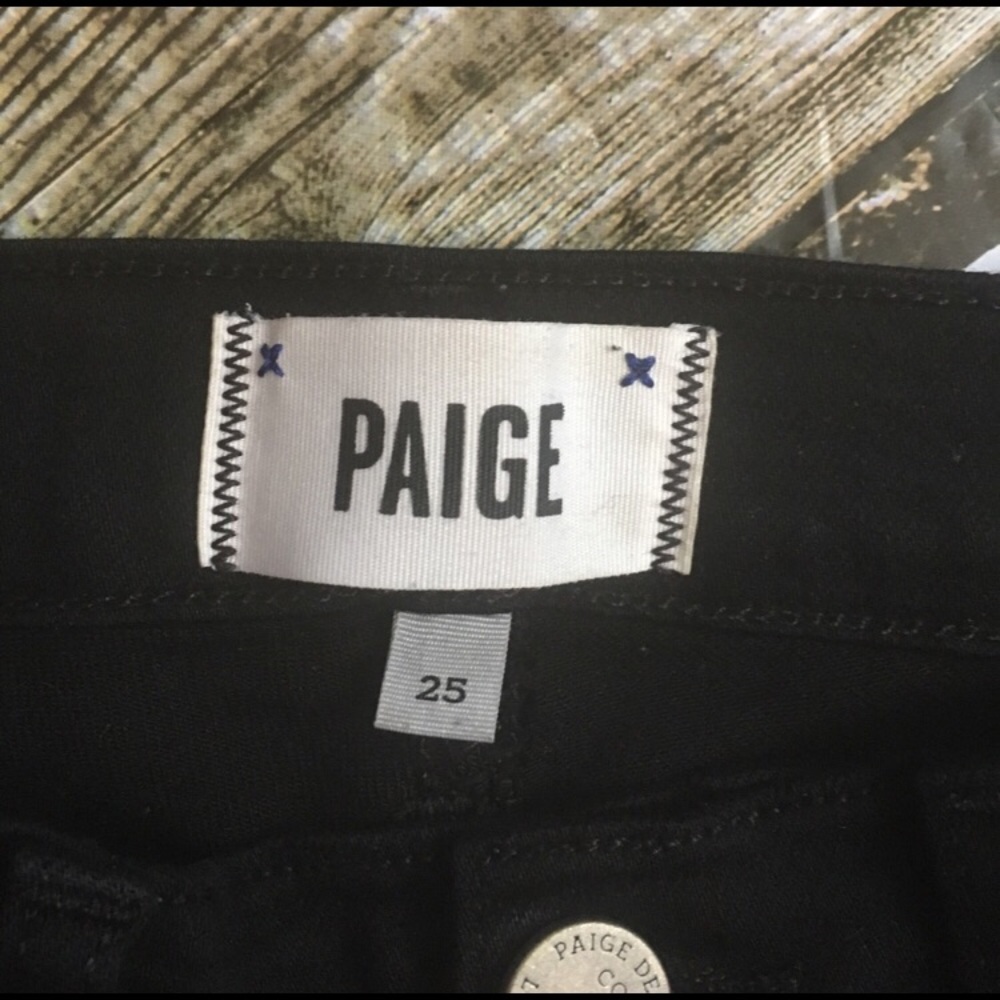 Black jeans. Barely worn. Excellent condition.